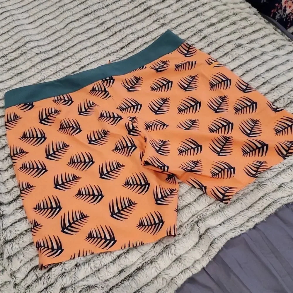Patagonia Palms of my heart board shorts sz 40